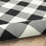 3?x5? Black and Ivory Gingham Indoor Outdoor Area Rug