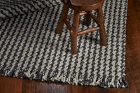 8'x10' Grey Hand Woven Houndstooth Indoor Area Rug