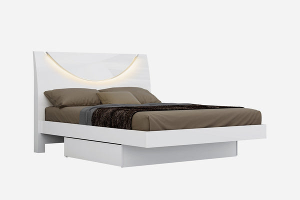 60" X 80" X 43" White  Queen Bed