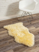2' x 3' Ivory New Zealand Natural Sheepskin Rug