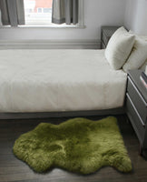 2' x 3' Ivory New Zealand Natural Sheepskin Rug