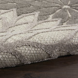 2? x 6? Silver and Gray Indoor Outdoor Runner Rug