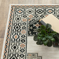 5? x 7? Abstract Ivory and Gray Geometric Indoor Area Rug