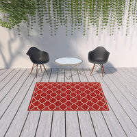 5?x8? Red and Ivory Trellis Indoor Outdoor Area Rug