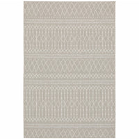 5?x7? Gray and Ivory Geometric Indoor Outdoor Area Rug