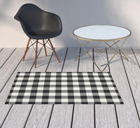 3?x5? Black and Ivory Gingham Indoor Outdoor Area Rug