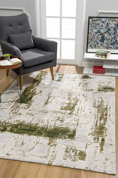 3? x 5? Green and Ivory Distressed Area Rug