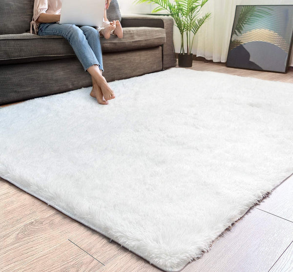 4? x 5? White Solid Modern Area Rug