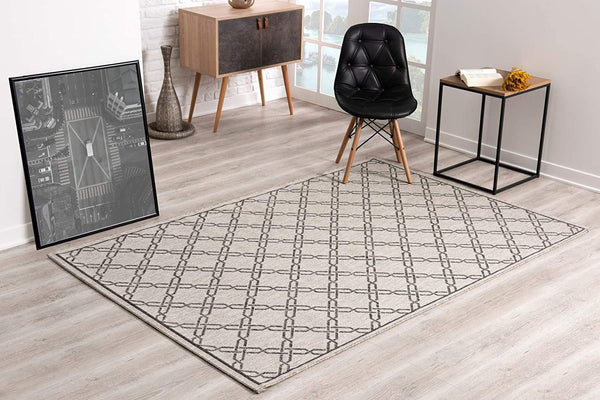 5? x 8? Gray Geometric Lattice Area Rug