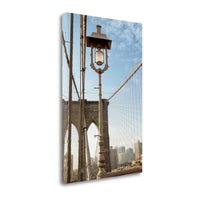 16" Street Light on Brooklyn Bridge Gallery Wrap Canvas Wall Art