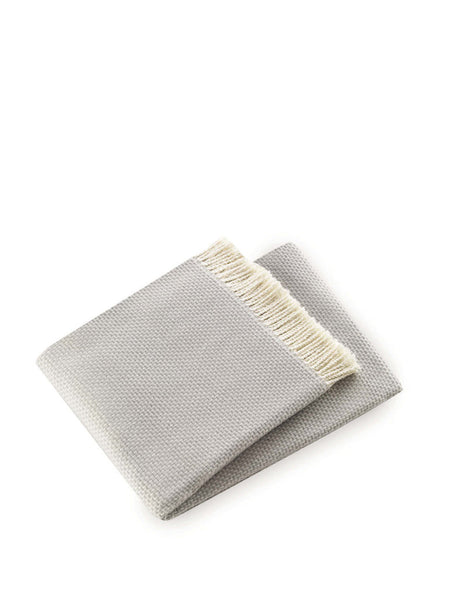 Soft Light Gray Links Pattern Throw Blanket